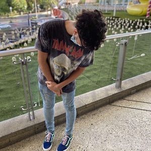 Meet your Posher, Julian